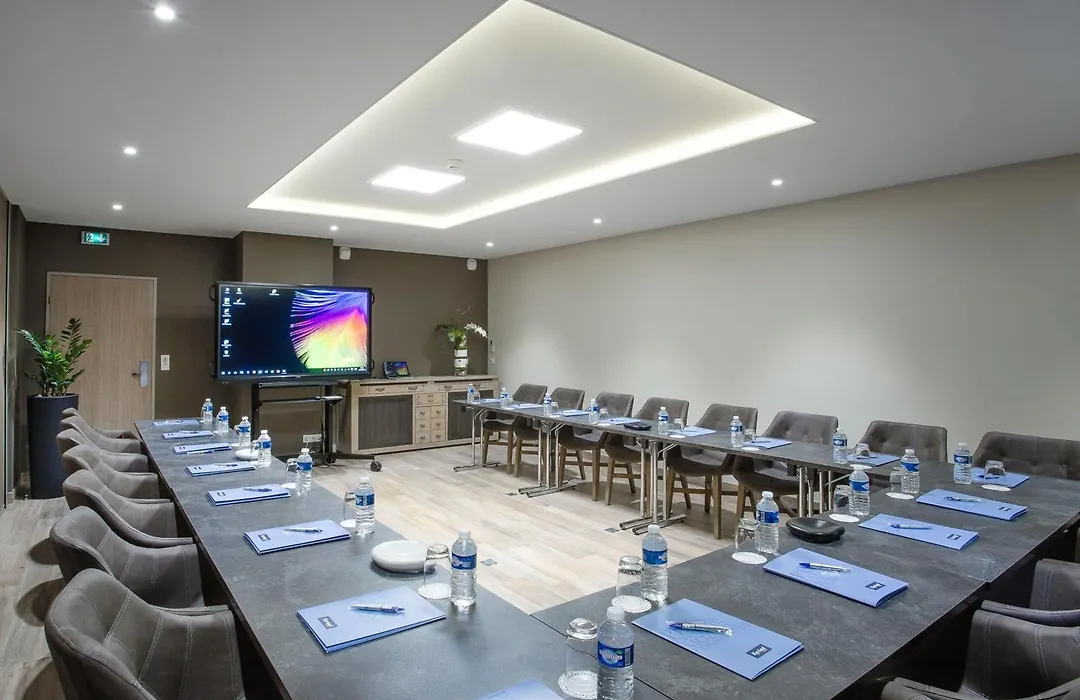 Kyriad Chambéry Centre - Hôtel et Résidence-1
